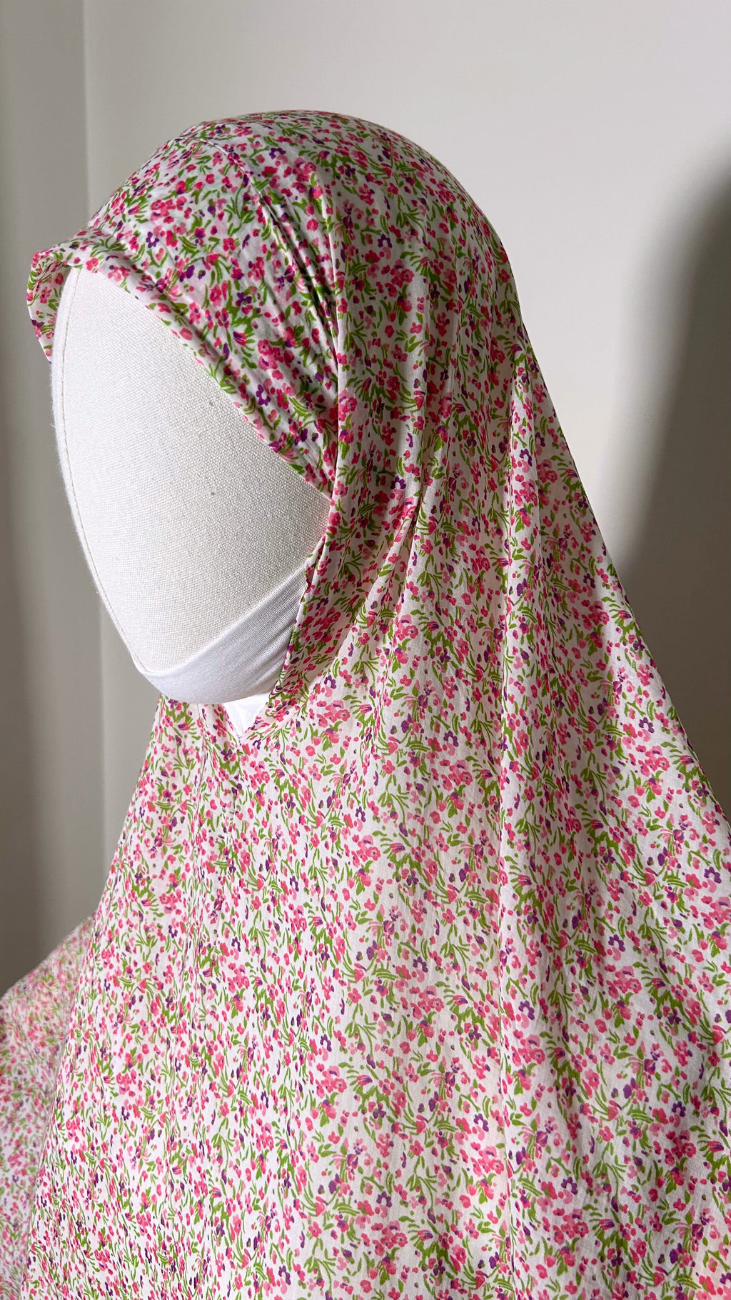 robe de priere noor en coton rose fleuri flowae pratique